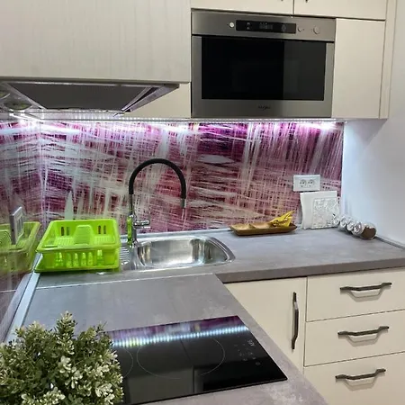 Angela's Апартаменты Задар